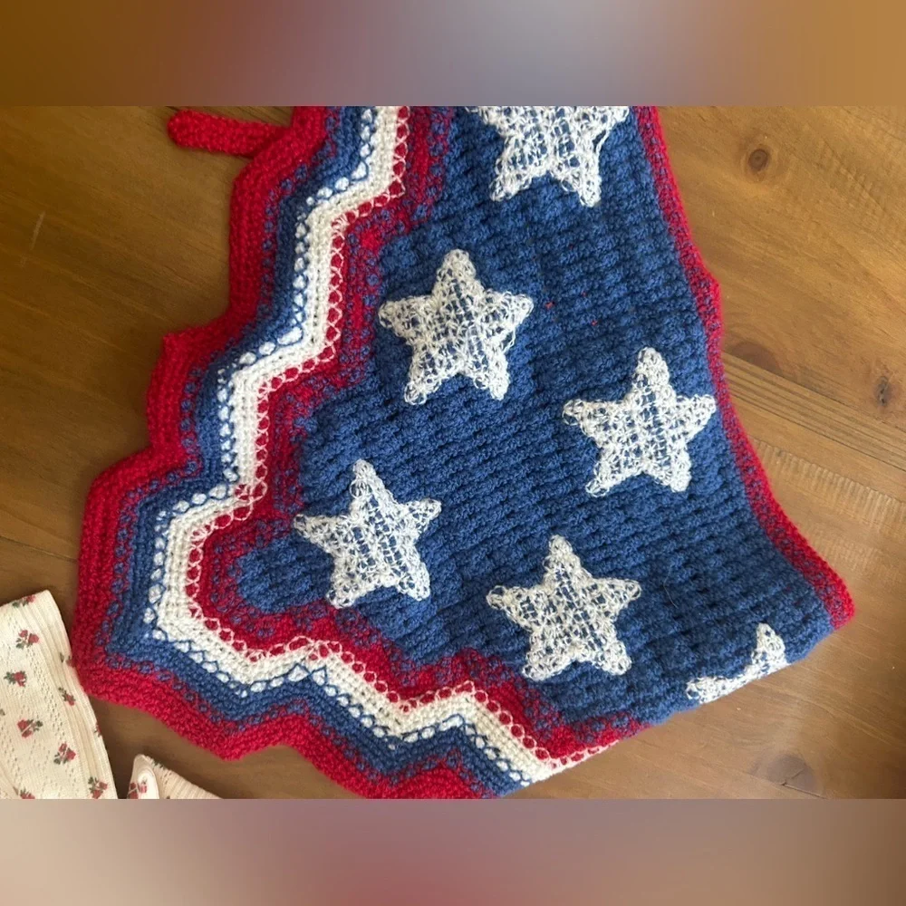 NWT Wild Fable Blue and Red Star Bandana with White Bow Set